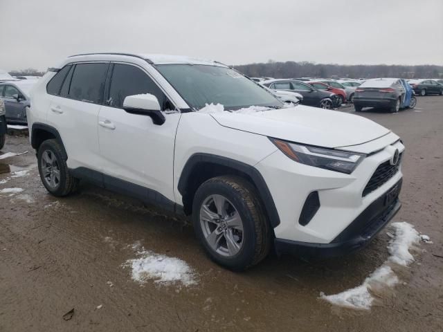 2022 Toyota Rav4 XLE