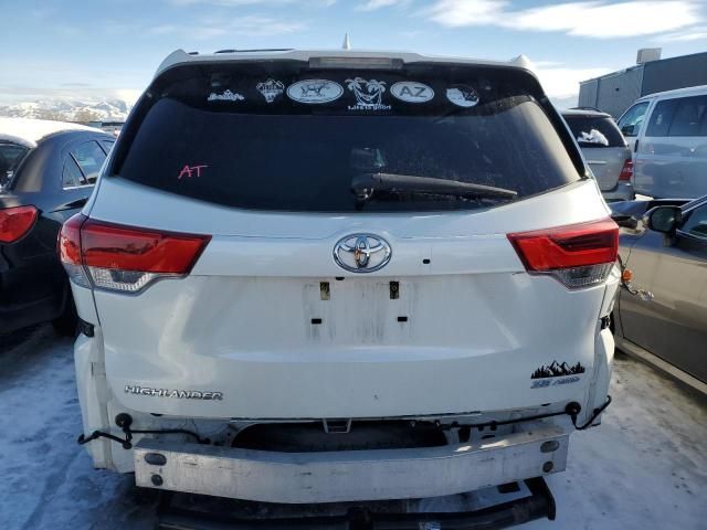 2018 Toyota Highlander SE