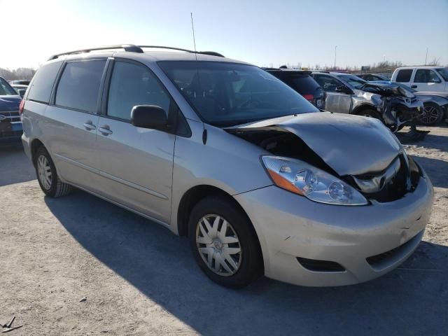 2010 Toyota Sienna CE