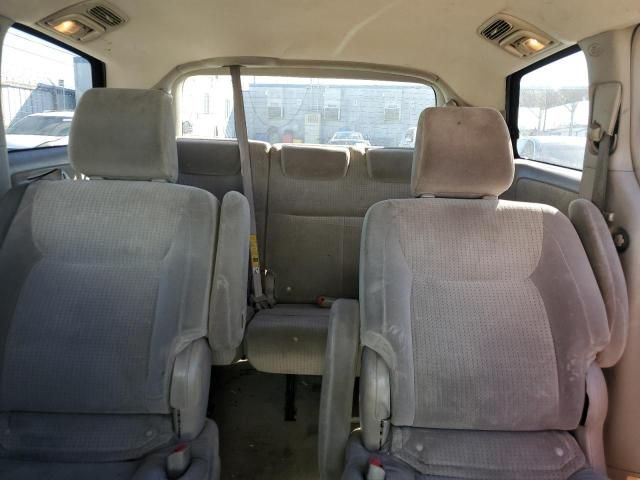 2010 Toyota Sienna CE