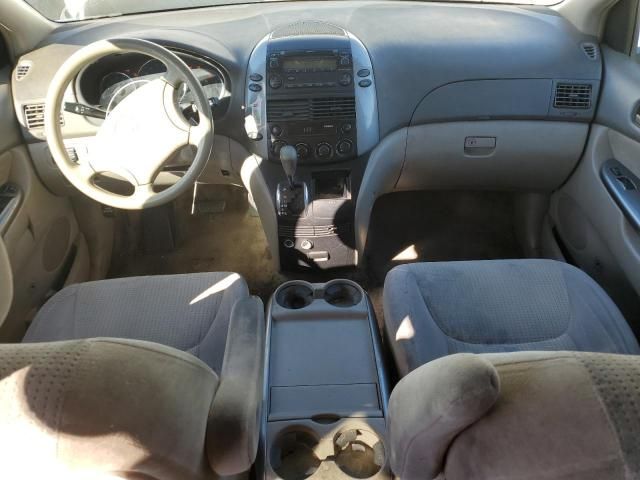 2010 Toyota Sienna CE