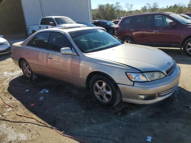 2000 Lexus ES 300