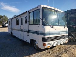 Salvage trucks for sale at Hueytown, AL auction: 1992 Chevrolet P30