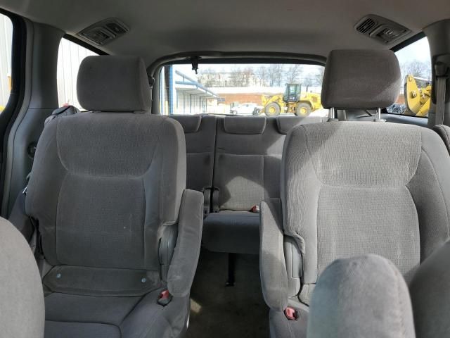 2005 Toyota Sienna CE