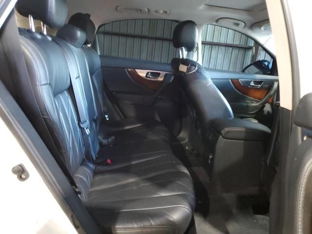 2011 Infiniti FX35