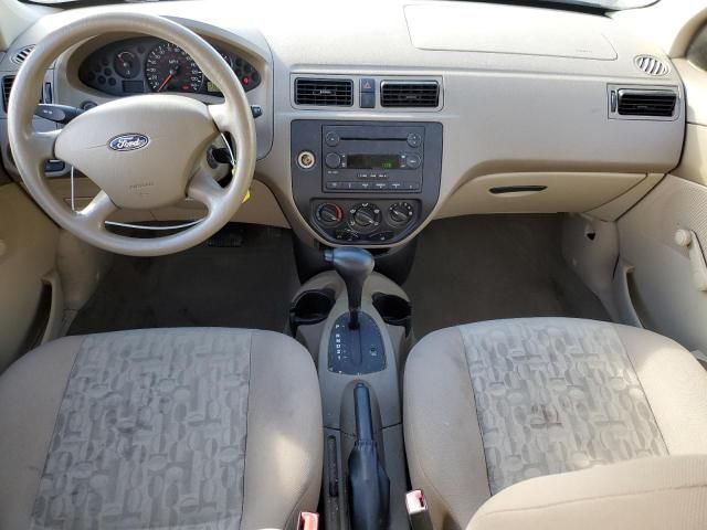 2005 Ford Focus ZX4