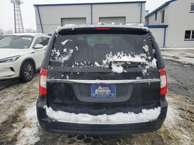 2012 Chrysler Town & Country Touring