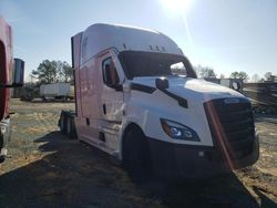 Salvage trucks for sale at Hueytown, AL auction: 2021 Freightliner Cascadia 126