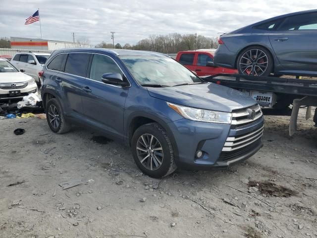 2019 Toyota Highlander SE