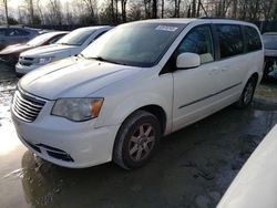 Carros salvage a la venta en subasta: 2013 Chrysler Town & Country Touring