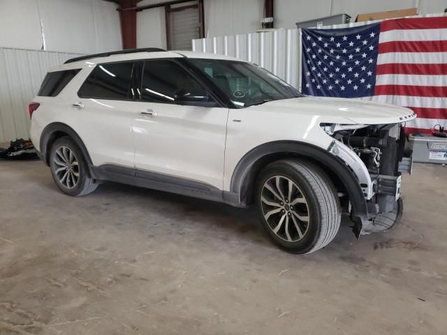 2022 Ford Explorer ST-Line