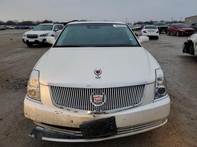 2011 Cadillac DTS Premium Collection