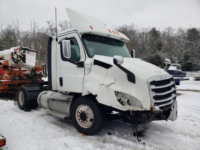 2020 Freightliner Cascadia 116