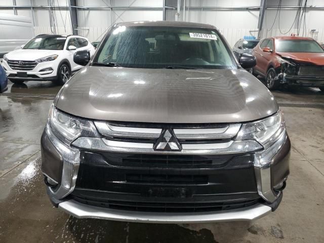 2017 Mitsubishi Outlander ES