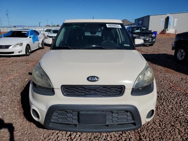 2013 KIA Soul +