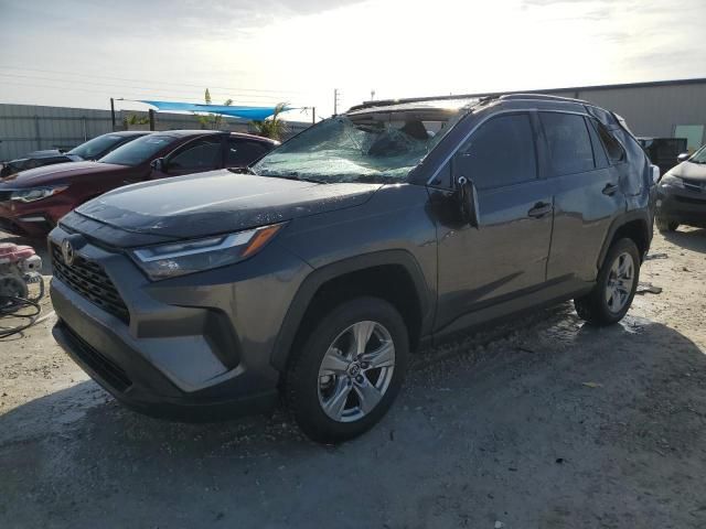 2022 Toyota Rav4 XLE