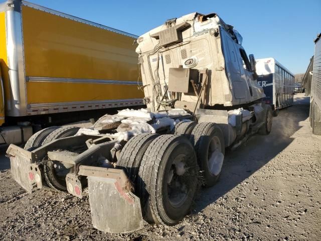 2014 Freightliner Cascadia 125