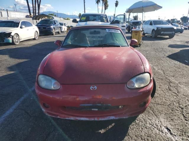 2000 Mazda MX-5 Miata Base