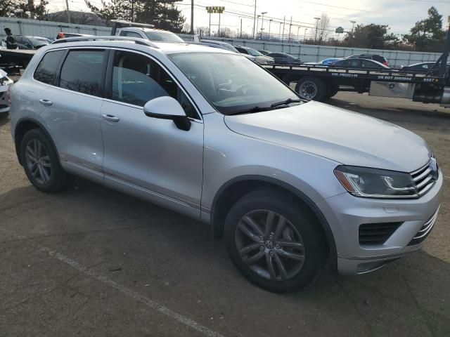 2015 Volkswagen Touareg V6