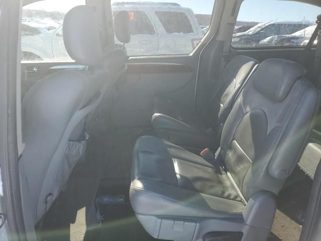 2006 Chrysler Town & Country Limited