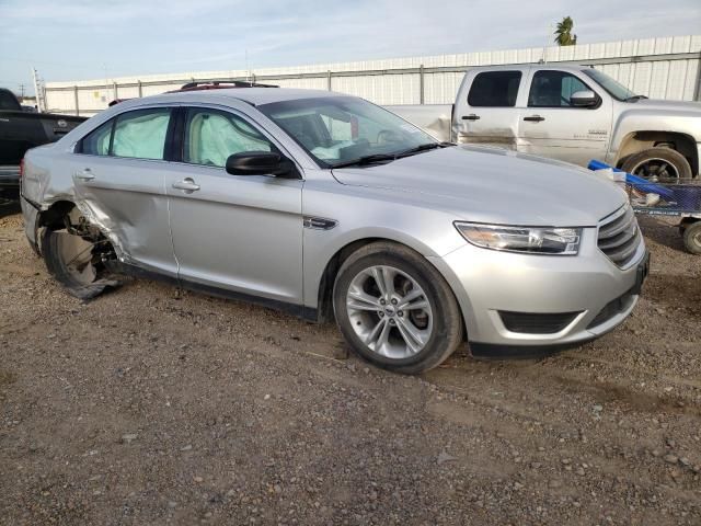 2018 Ford Taurus SE