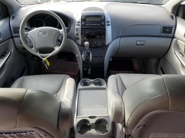 2007 Toyota Sienna CE