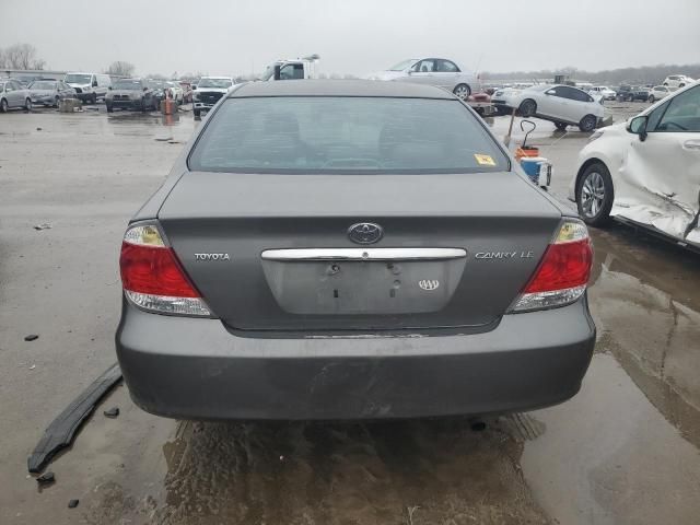 2005 Toyota Camry LE