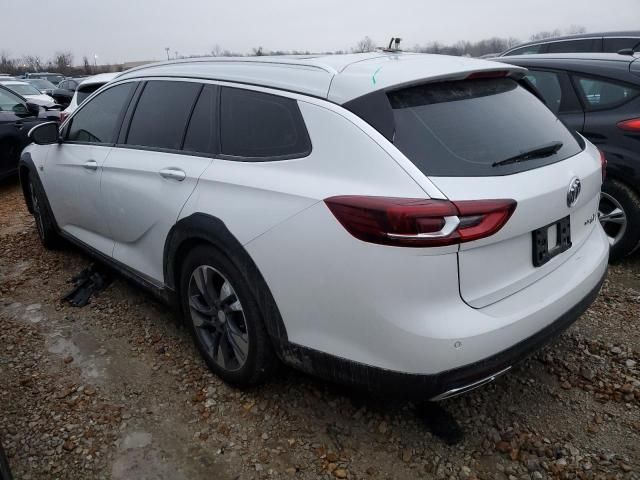 2019 Buick Regal Tourx Essence