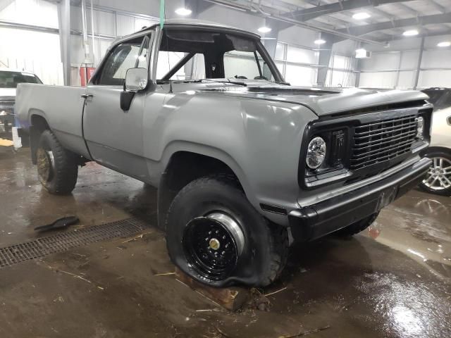 1977 Dodge W200