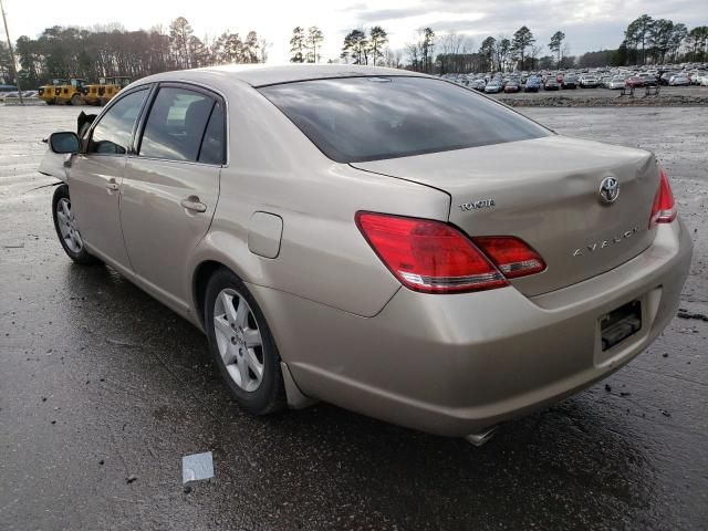 2005 Toyota Avalon XL