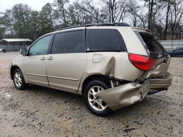 2005 Toyota Sienna XLE