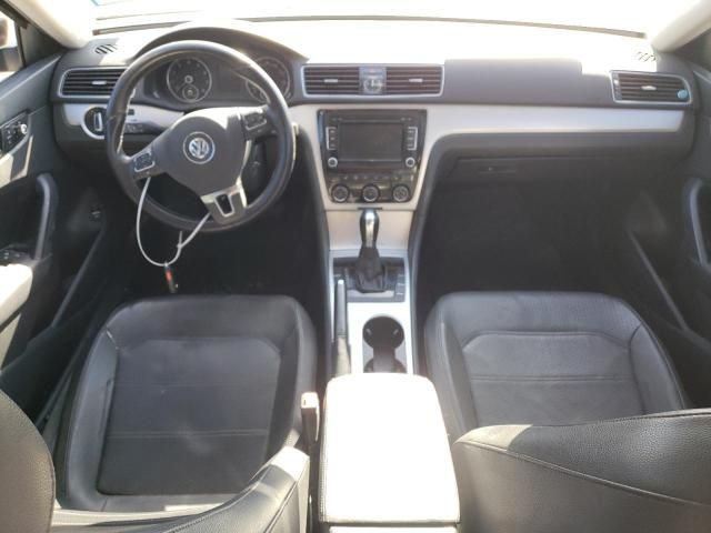 2013 Volkswagen Passat SE