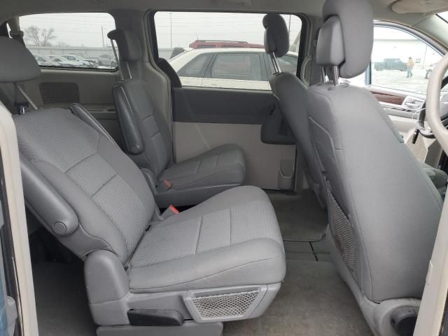 2010 Chrysler Town & Country Touring