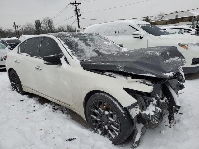 2015 Infiniti Q50 Base