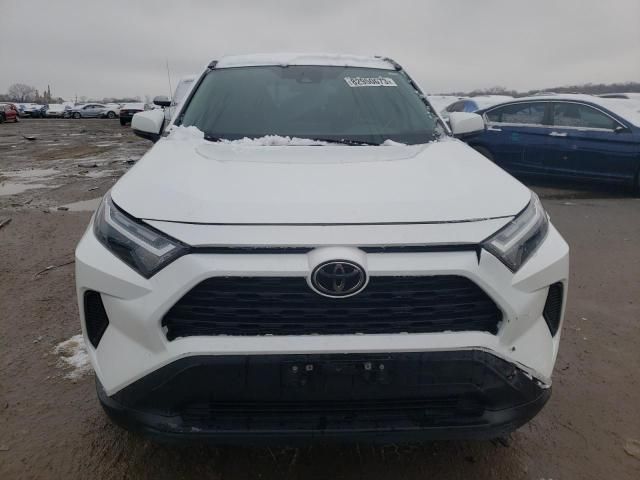 2022 Toyota Rav4 XLE