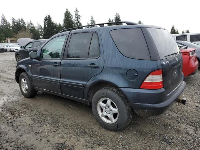 2000 Mercedes-Benz ML 320