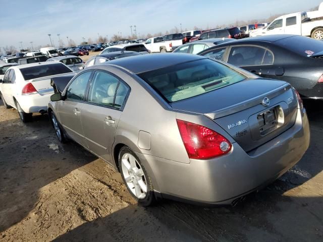 2005 Nissan Maxima SE