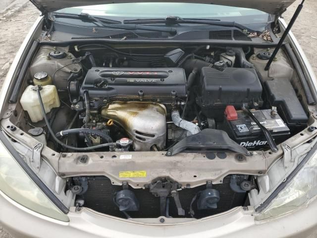 2004 Toyota Camry LE