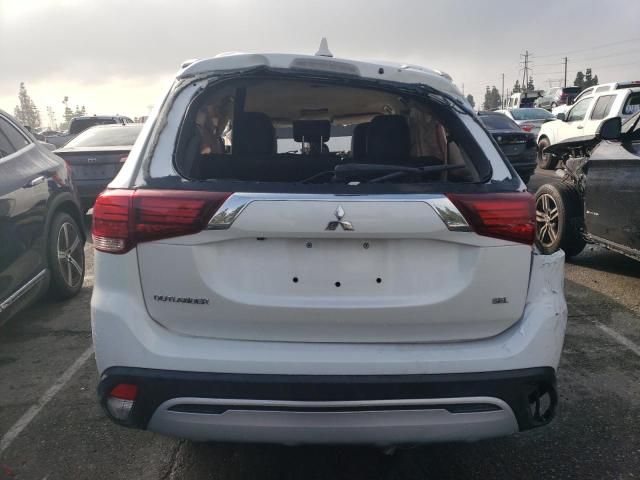 2020 Mitsubishi Outlander SE