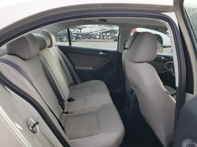 2013 Volkswagen Jetta Base