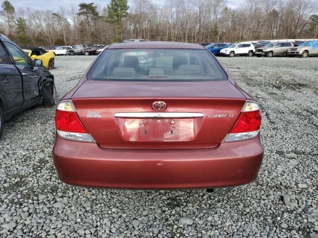 2005 Toyota Camry LE