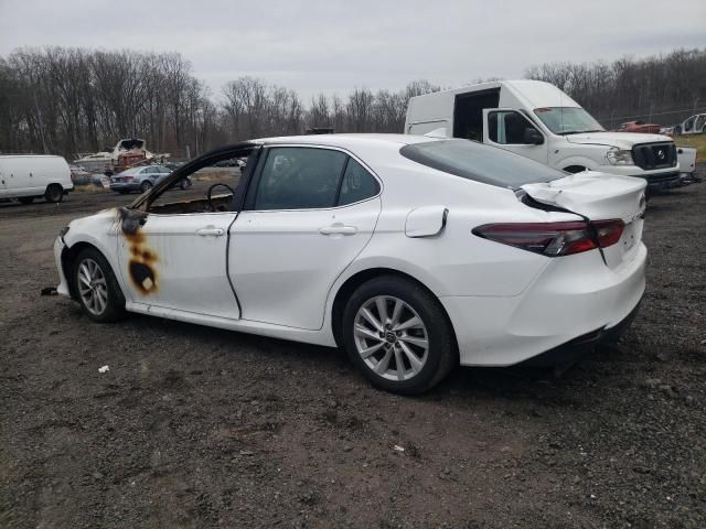 2022 Toyota Camry LE