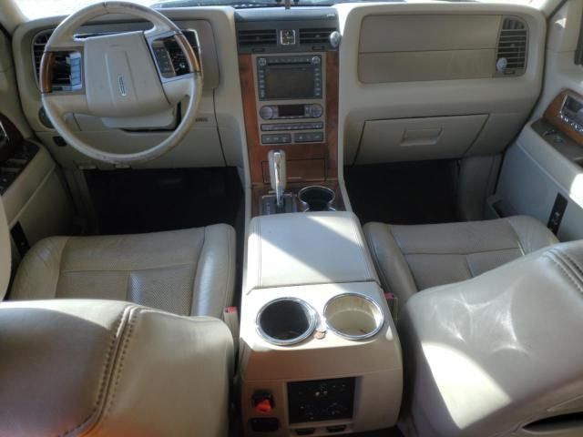 2012 Lincoln Navigator L