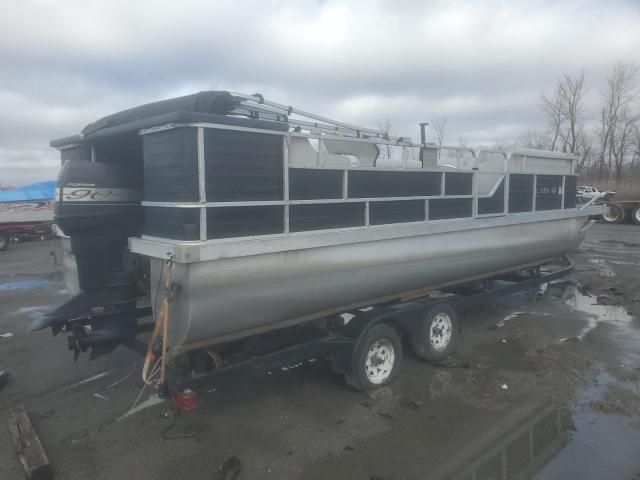 1988 Lowe Pontoon