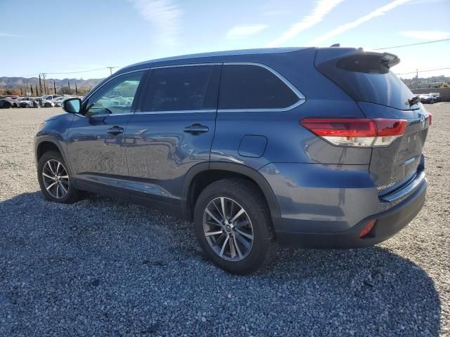 2019 Toyota Highlander SE