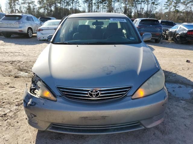 2005 Toyota Camry LE