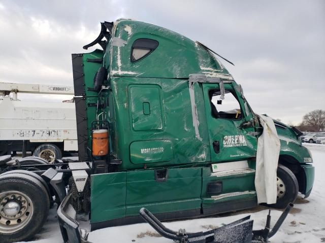 2022 Freightliner Cascadia 126