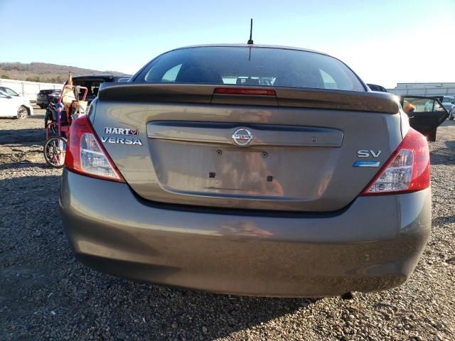 2013 Nissan Versa S