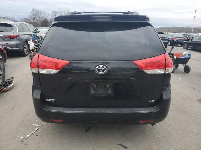 2013 Toyota Sienna LE