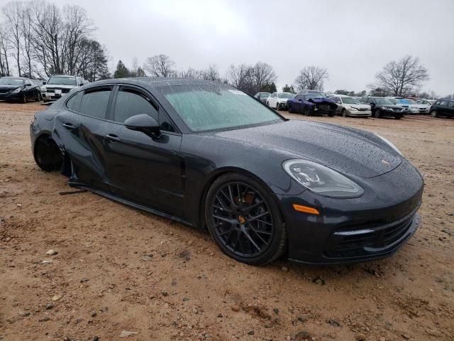 2019 Porsche Panamera Base